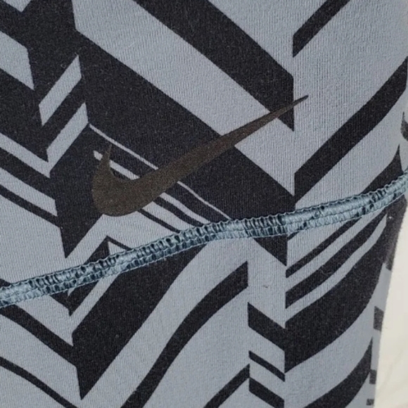 Nike Dri Fit Legendary Freeze Frame Tight Fit Leggings 642524-494 Women's M - Picture 5 of 8